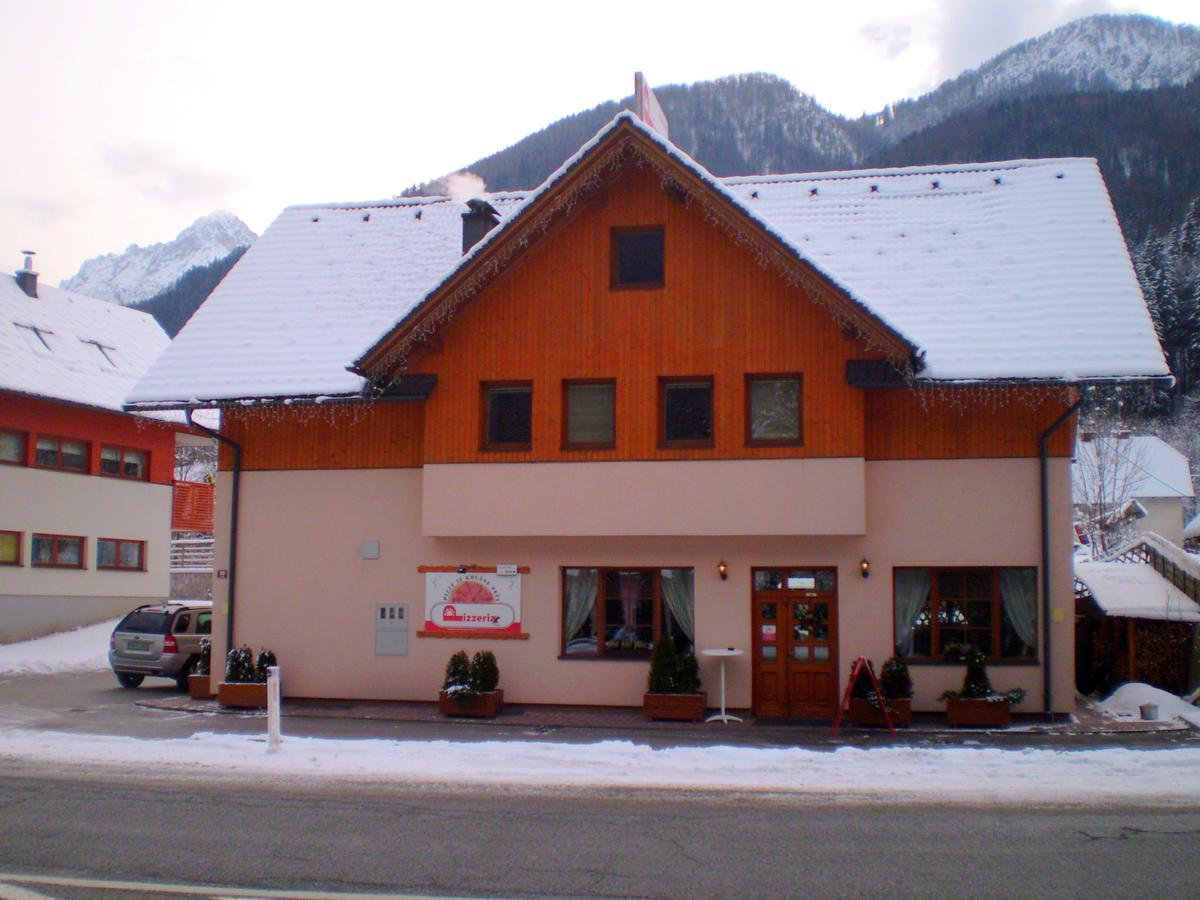 Apartment And Rooms Maraton Kranjska Gora Exterior photo