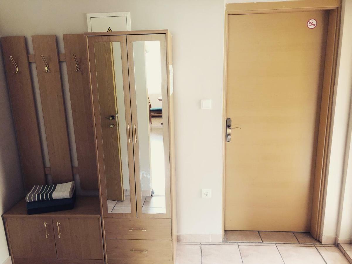 Apartment And Rooms Maraton Kranjska Gora Exterior photo